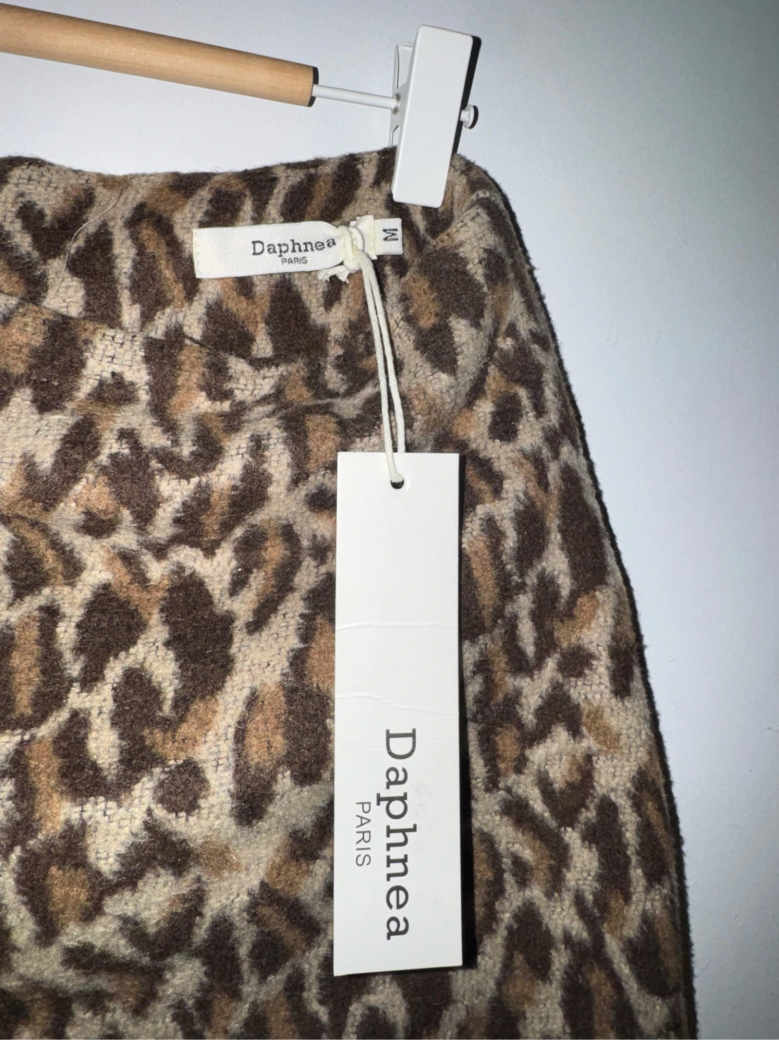 Saia com estampa de leopardo - Daphnea Paris Tamanho M – photo 5
